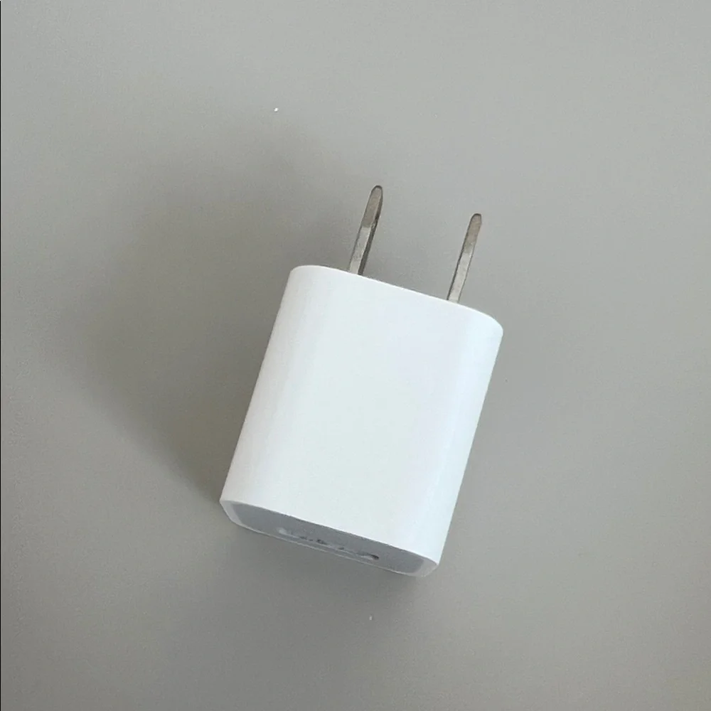 Apple Power Adapter USB (iPhone & iPad)